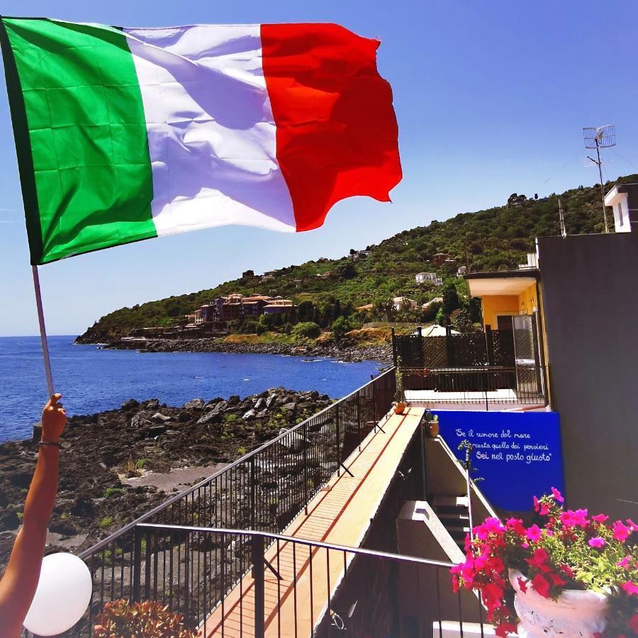 Made In Sicily Santa Tecla Bed & Breakfast Acireale Bagian luar foto