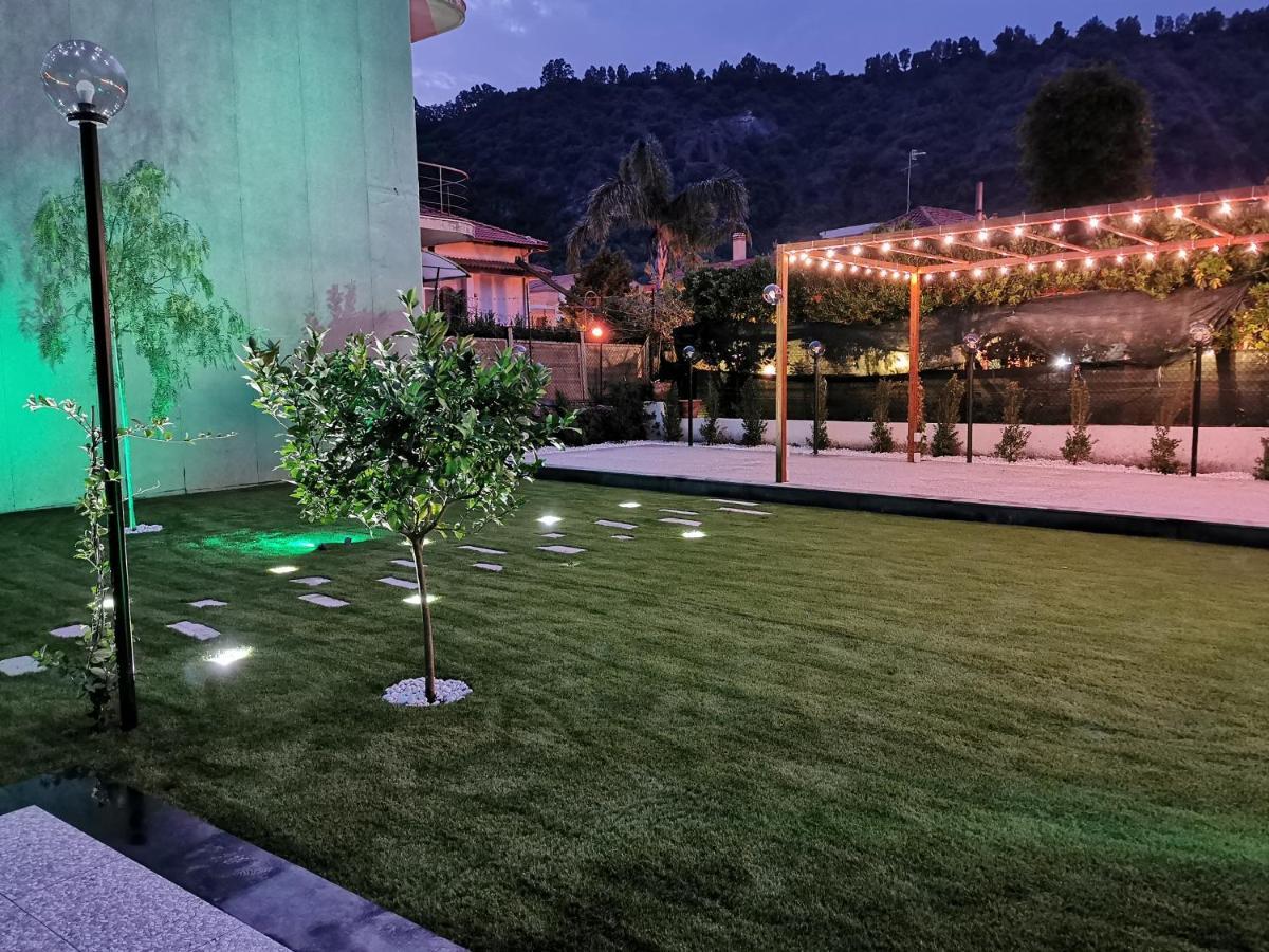Made In Sicily Santa Tecla Bed & Breakfast Acireale Bagian luar foto